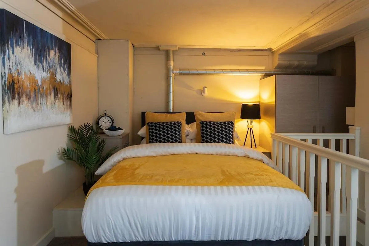 Leeds Central Majestic - Rose Platinum Properties 0*, Leeds (West Yorkshire) Reino Unido