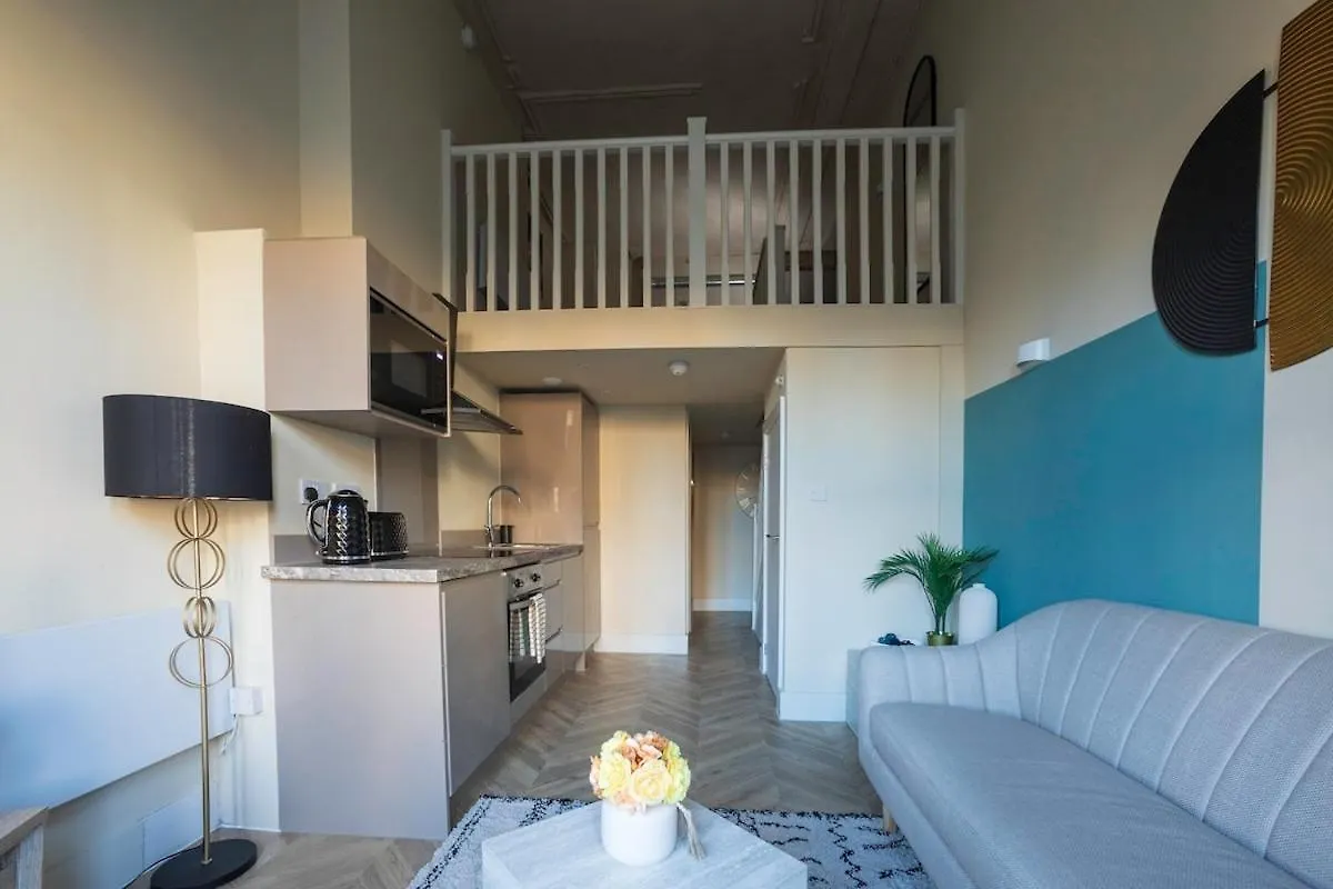 Leeds Central Majestic - Rose Platinum Properties Leeds (West Yorkshire)